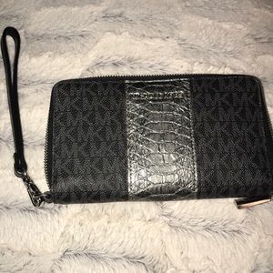 Michael Kors Black/Metallic Snake Embossed Wallet